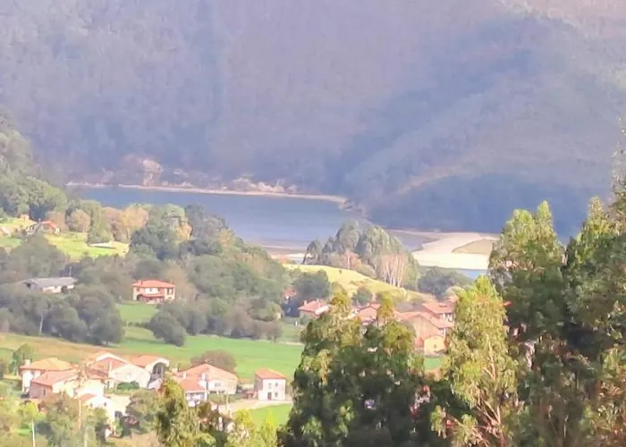 Casa Del Cura Maison d'hôtes Molleda